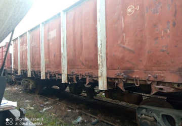 Կիսավագոն (полувагон), գույքային համարը` 60842564, արտ. տարեթիվը` 1979թ., տեղ. վայրը` Գյումրի (подлежит к постановке и подготовке к транспортировке)