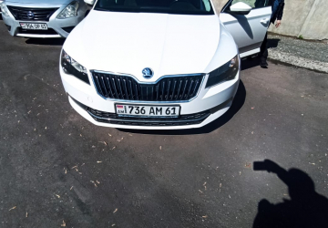 Ավտոմեքենա՝ SKODA SUPERB 1.4, նույն. համարը՝ TMBAB6NP5J7562556, տարեթիվը՝ 2018, հաշվ. համարը՝ 736 AM 61