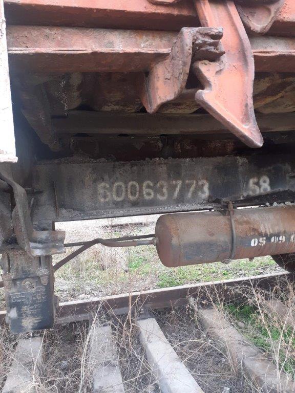Կիսավագոն (полувагон), գույքային համարը` 60063773, արտ. տարեթիվը` 1975թ., տեղ. վայրը` Երևան (подлежит к постановке и подготовке к транспортировке)