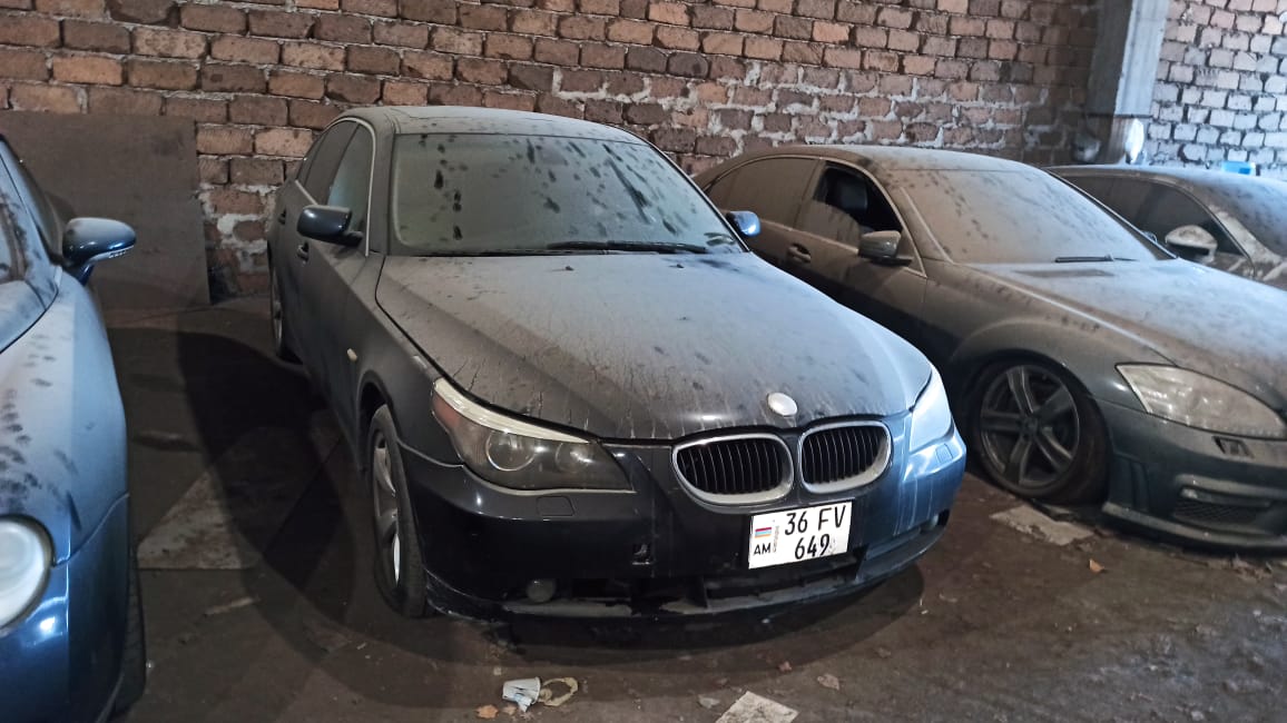 Ավտոմեքենա՝ BMW 530 I Թողարկման տարեթիվը՝ 2004թ. Նույն. համարը`WBANA73594B805571 Վկայագիր՝ PB329385 Պետհամարանիշը՝ 36 FV 649