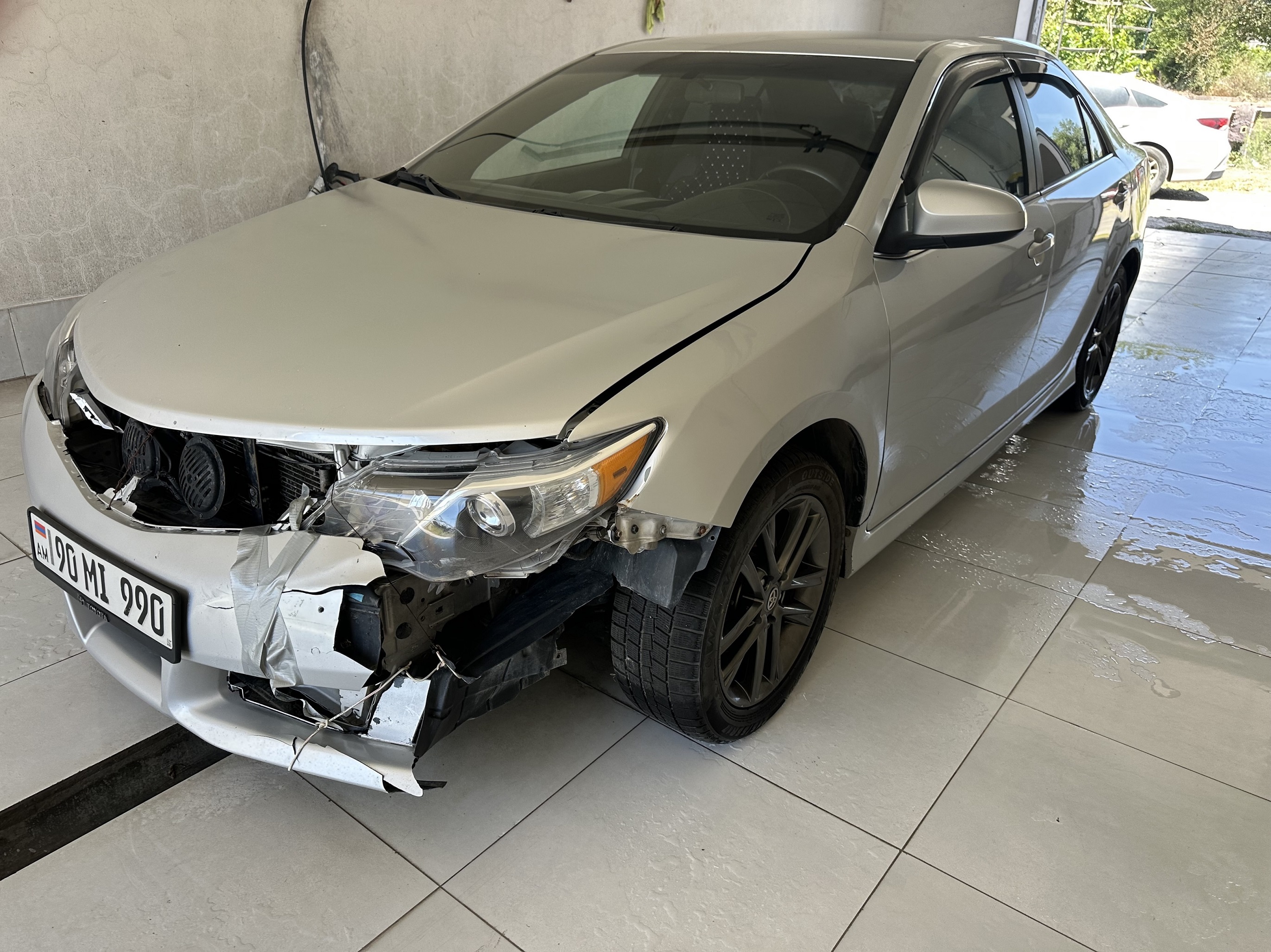 Ավտոմեքենա՝ TOYOTA CAMRY Թողարկման տարեթիվը՝ 2013թ. Նույն. համարը`4T1BF1FK0DU679591 Հաշվառման համարանիշը՝ 90 MI 990