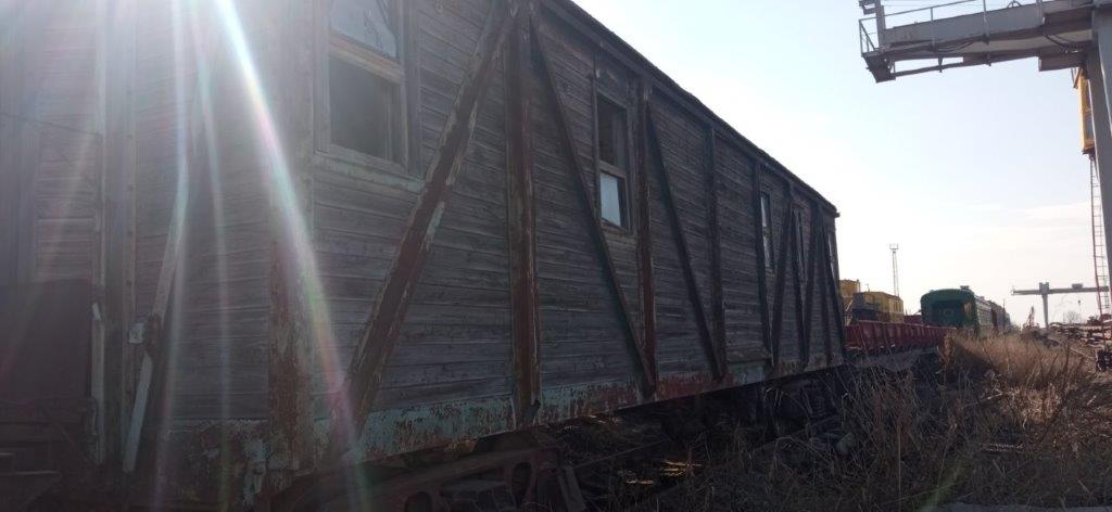 Վագոն-ռեստորան (вагон-ресторан), գույքագրման համարը` 50070015, տեղ. վայրը՝ ПМС Масис, մաշված է և պիտանի չէ հետագա օգտագործման համար