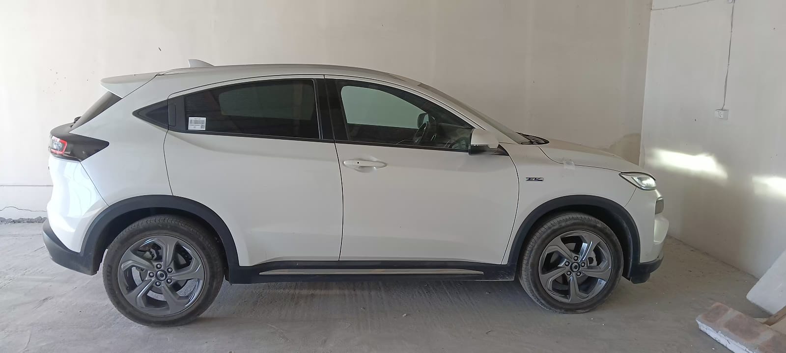 Ավտոմեքենա՝ HONDA M-NV  Թողարկման տարեթիվը՝ 2022թ. Նույն. համարը՝ LVHDH2874N5004627 Պետհամարանիշը՝ 10 IM 077
