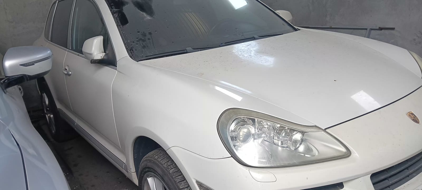 Ավտոմեքենա՝ Porsche Cayenne V8 4.8 Թողարկման տարեթիվը՝ 2007թ. Նույն. համարը՝ WP1AB29P08LA32465 Պետհամարանիշը՝ 37 RF 870