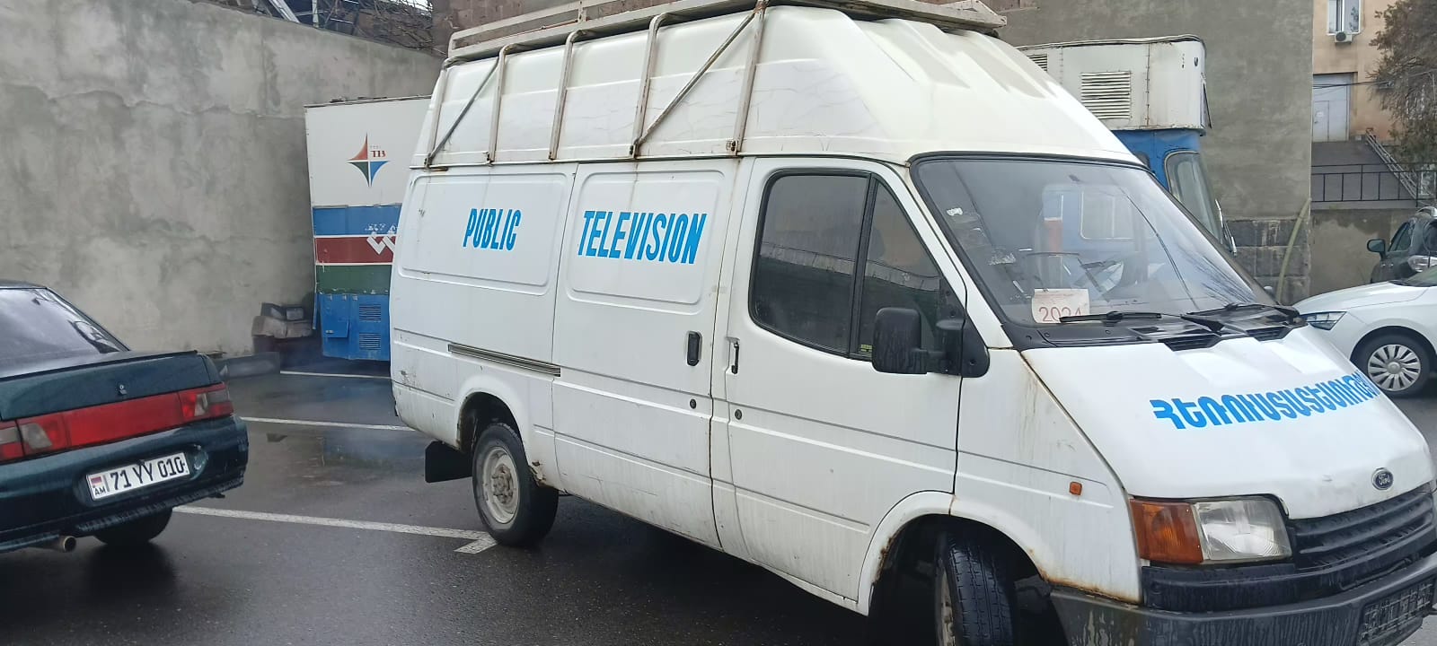 Ավտոմեքենա՝ FORD TRANSIT 2.5D Թողարկման տարեթիվը՝ 1990թ. Նույն. համարը` WFOVXXGBVVLB57647
