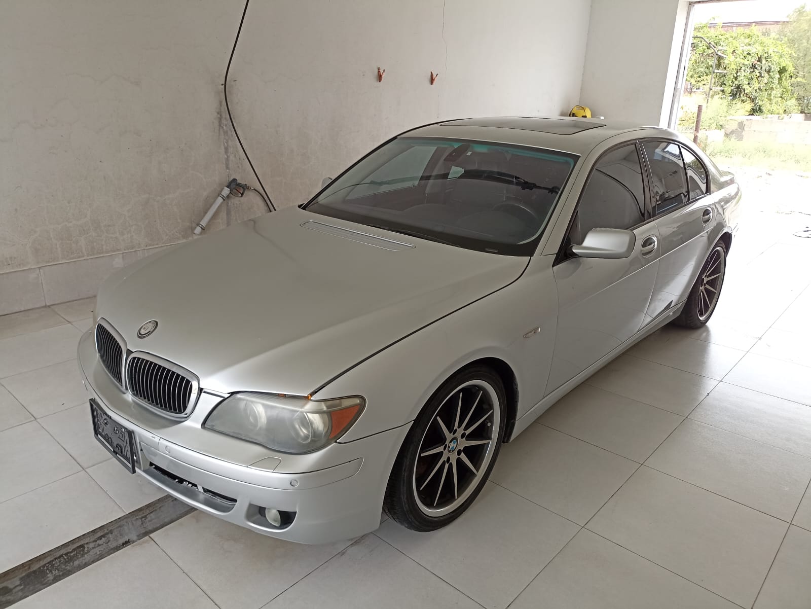Ավտոմեքենա՝ BMW 750 I Թողարկման տարեթիվը՝ 2006թ. Նույն. համարը`WBAHL83577DT08430 Հաշվառման համարանիշը՝ 36 FF 769