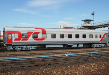 Մարդատար վագոն, տեսակը՝ պլացքարտ (Плацкартный), գույքային համարը՝ 28730, արտադրման տարեթիվը՝  1988, տեղակայման վայրը` Մասիս